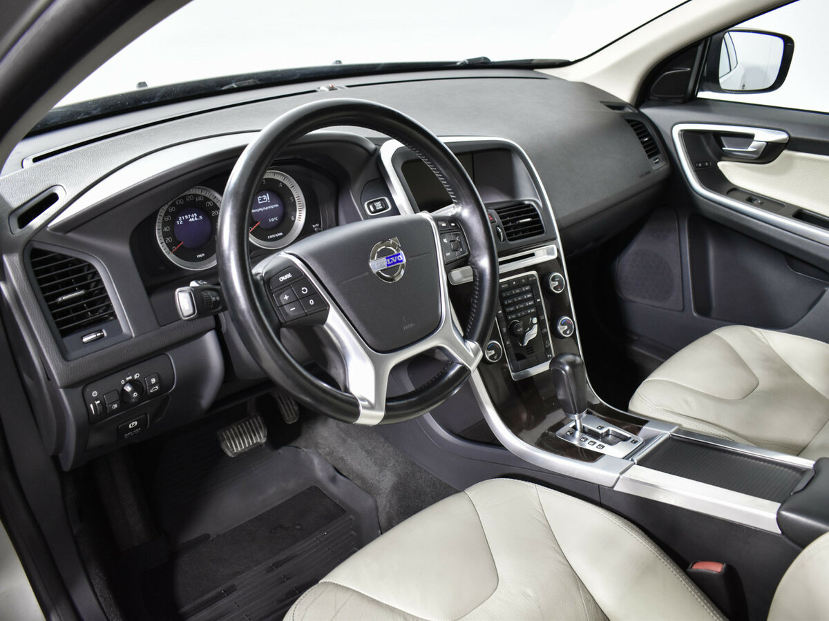 Volvo XC60 I, 2011 Фото №9