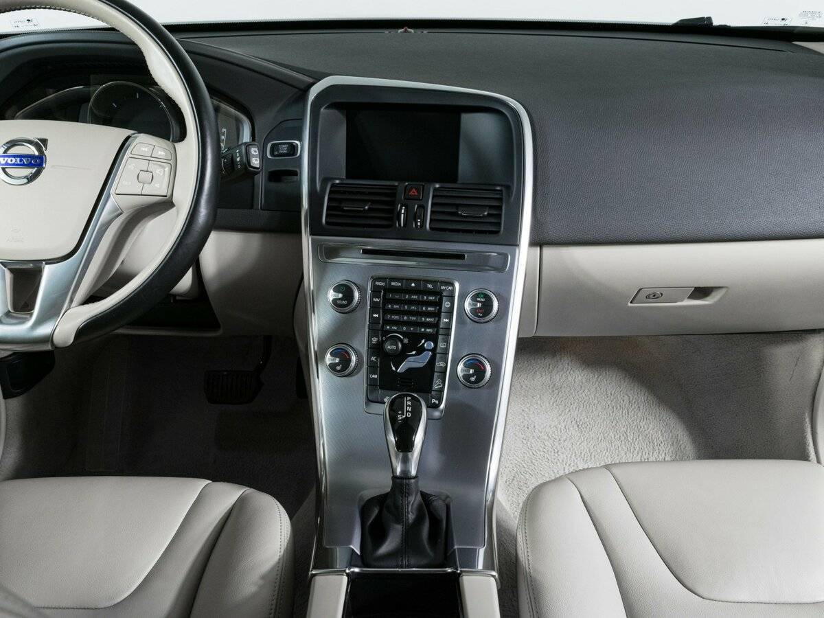 Volvo XC60, 2016 Фото №9