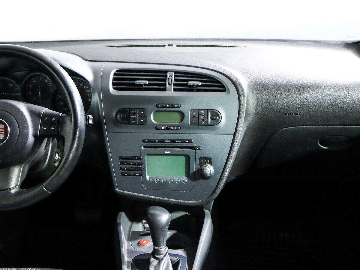 SEAT Leon, 2009 Фото №11