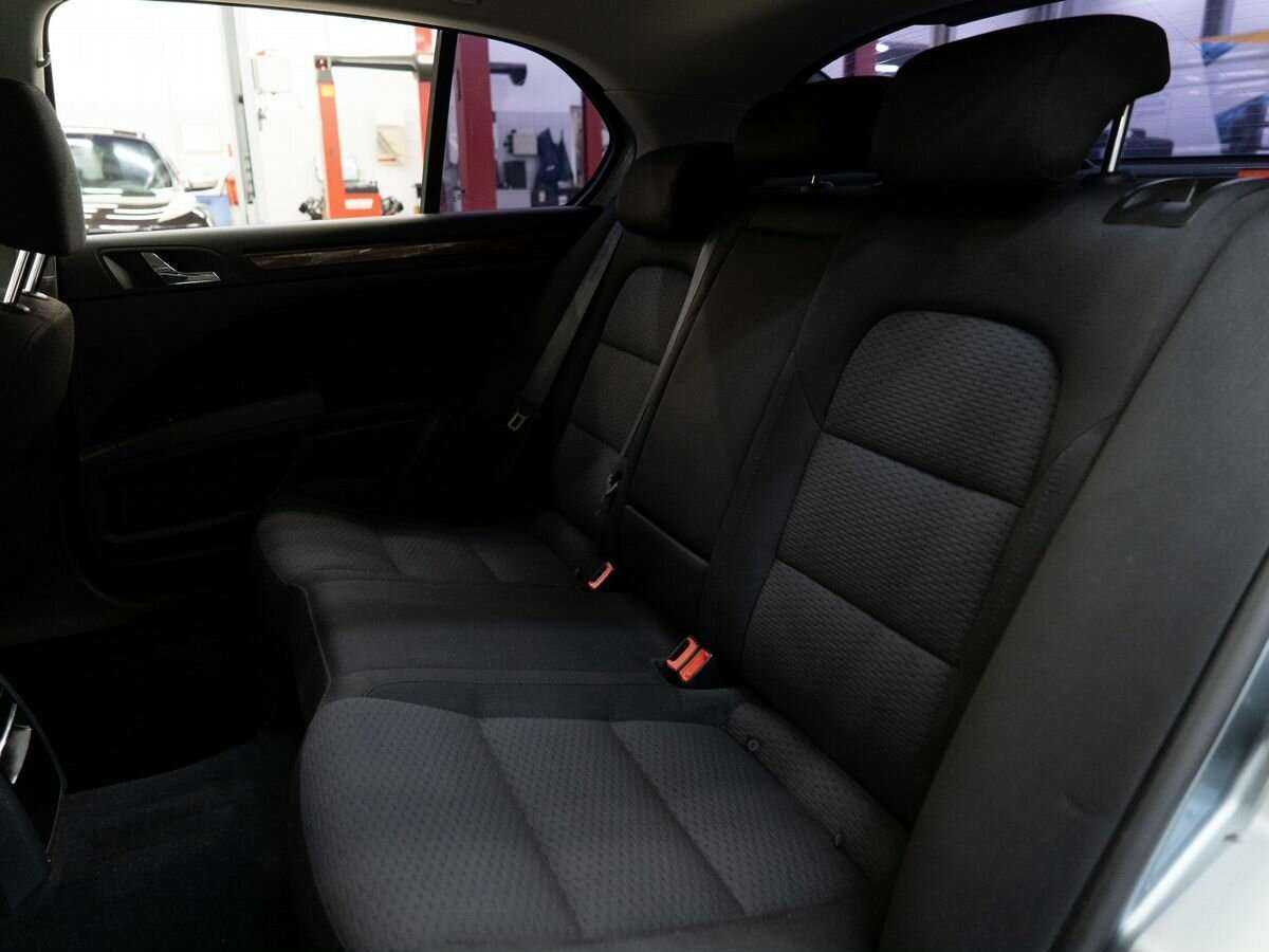 Skoda Superb DSG, 2011 Фото №7