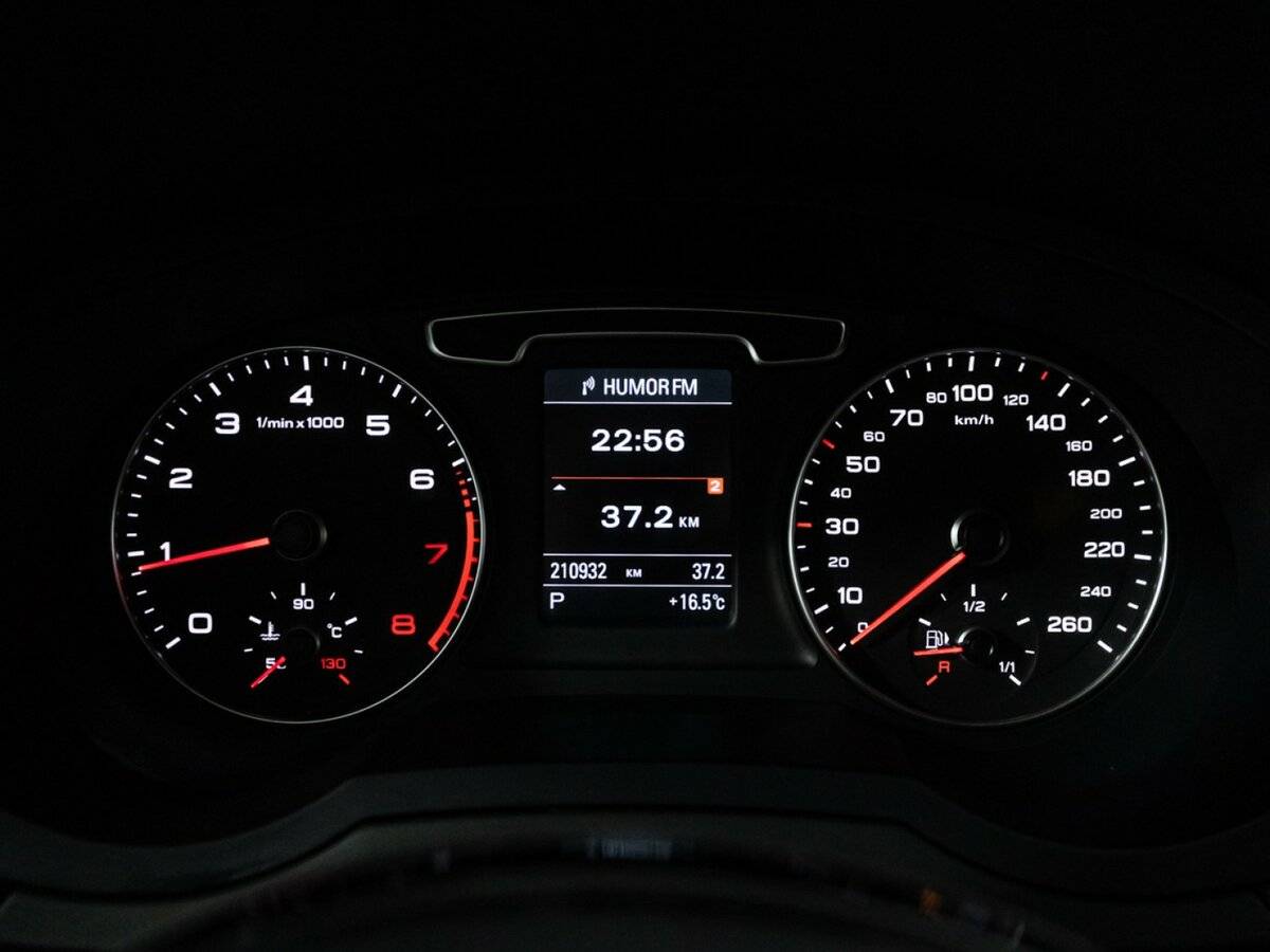 Audi Q3 I (8U), 2012 Фото №10