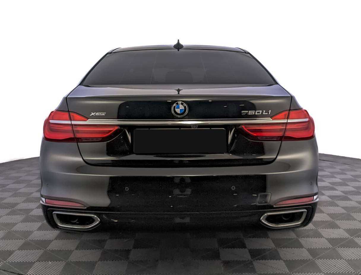 BMW 7 серии Long 750Li xDrive, 2017 Фото №6