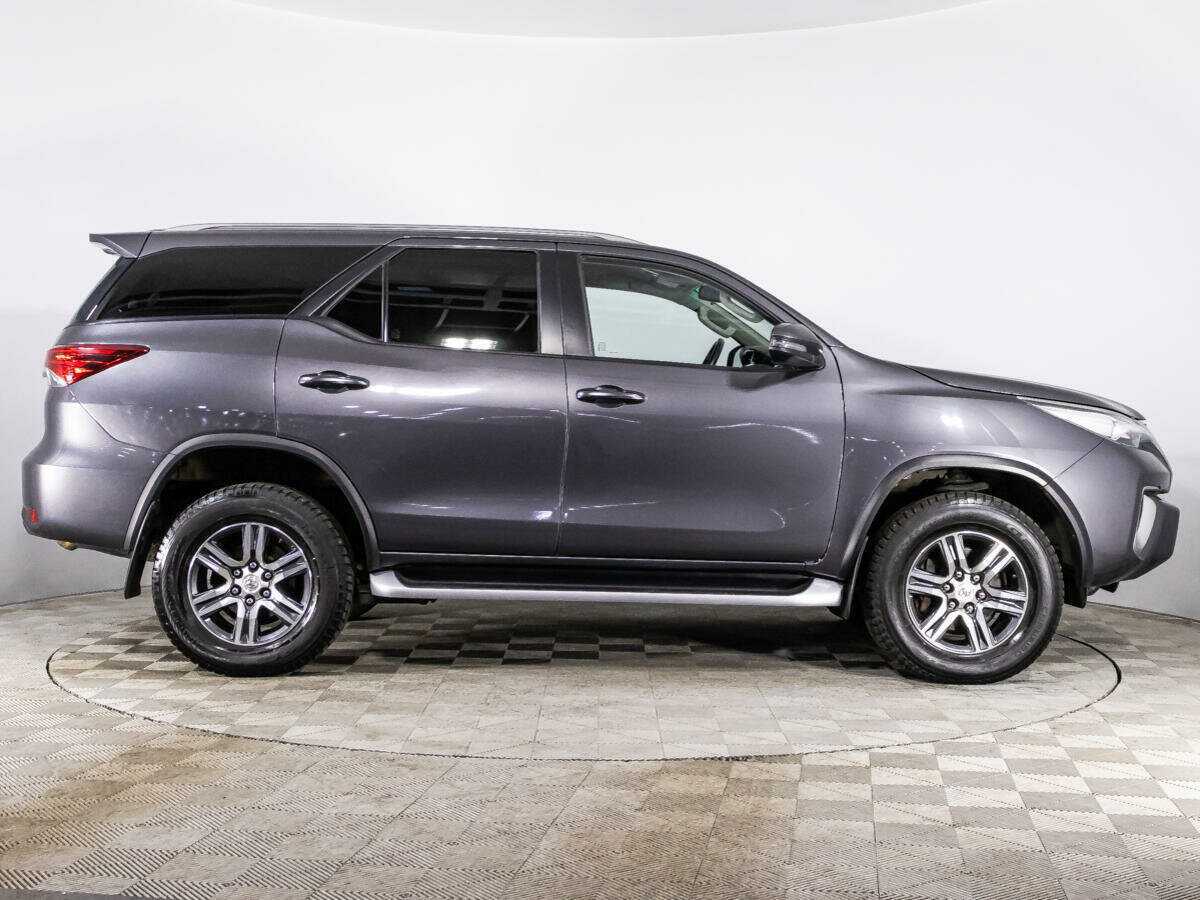 Toyota Fortuner, 2018 Фото №4