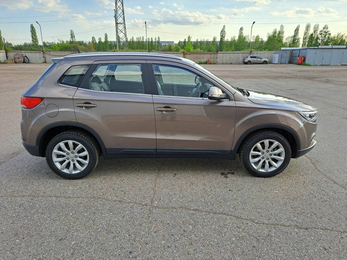 FAW Besturn X40, 2020 Фото №4