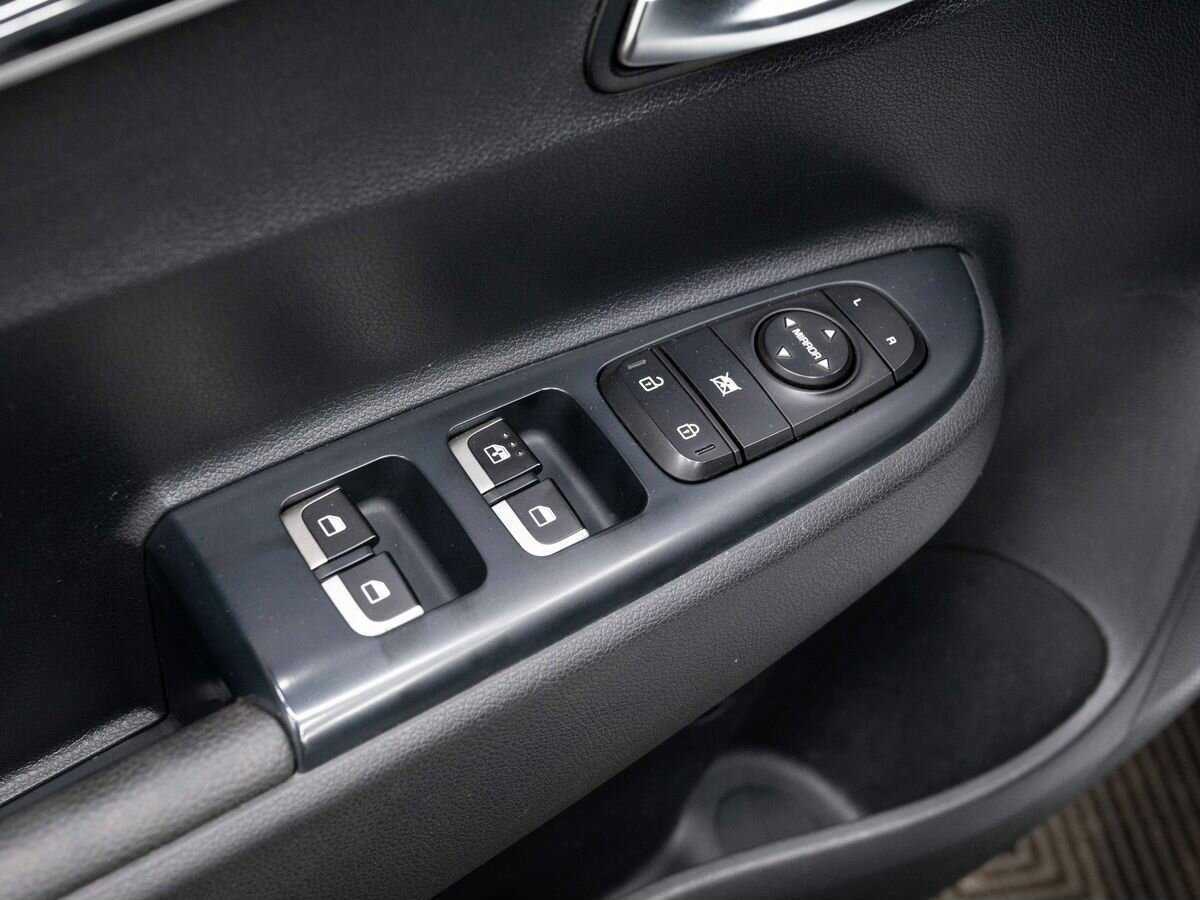 Kia Rio X-Line, 2020 Фото №20