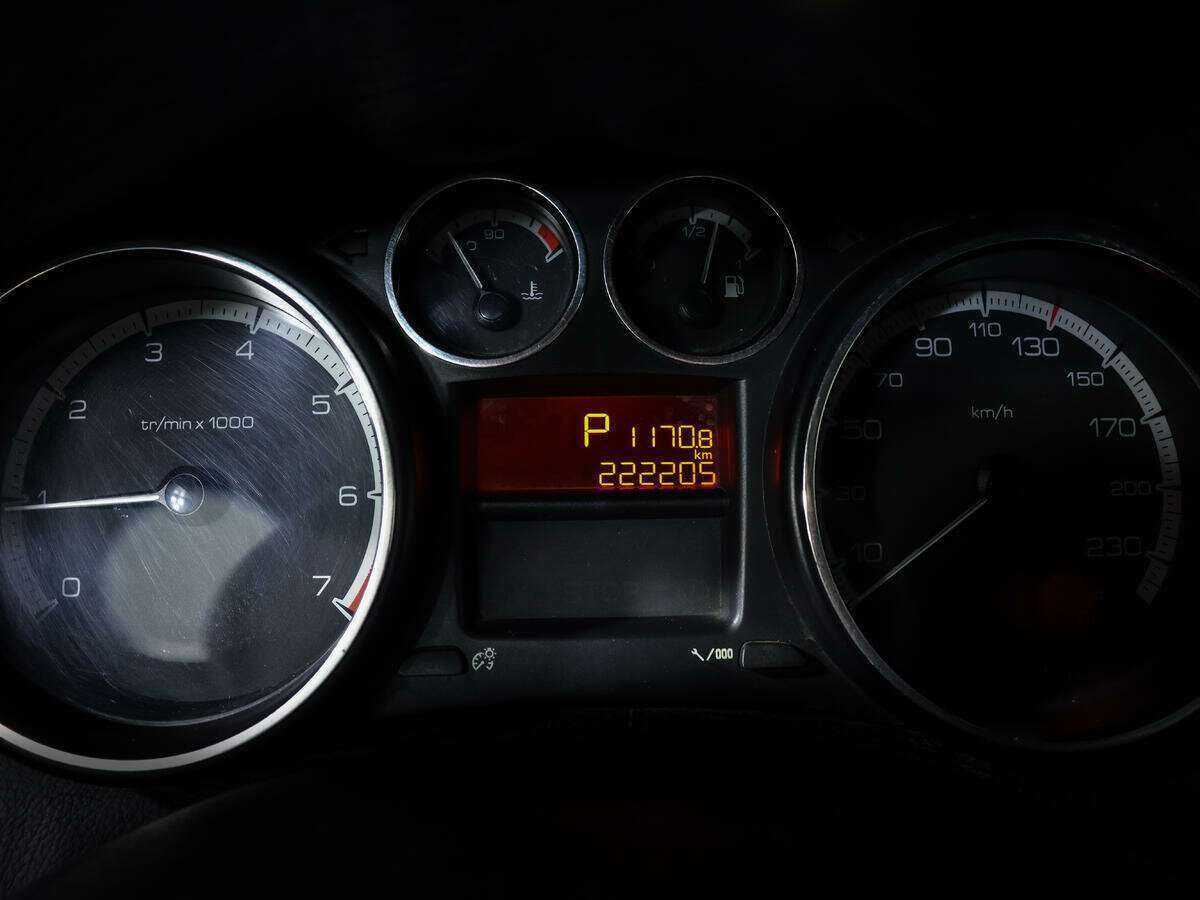 Peugeot 308, 2010 Фото №9