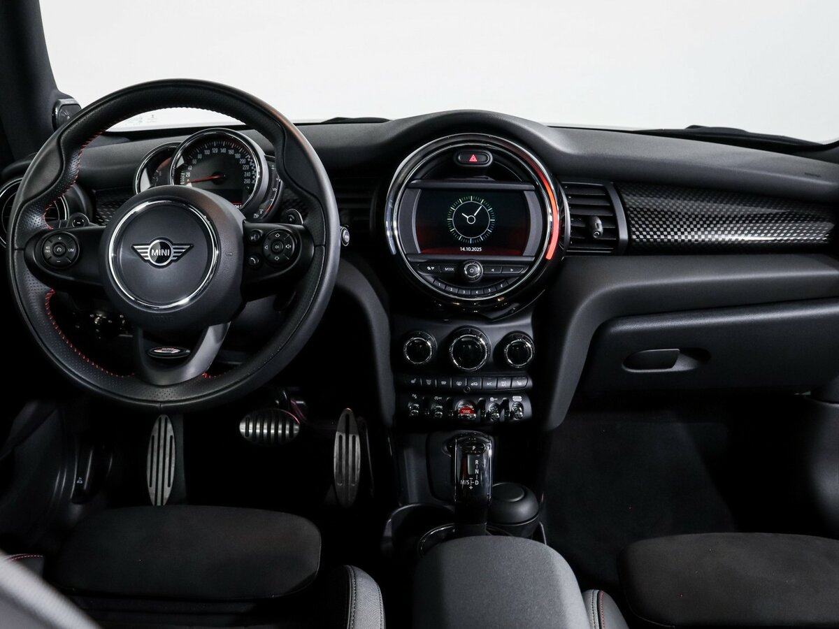 Mini Hatch JCW III (F55/F56) Рестайлинг, 2019 Фото №10