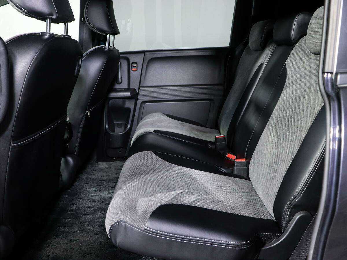 Honda Freed Spike, 2012 Фото №8