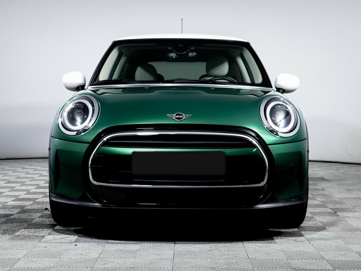 Mini Hatch Cooper III (F55/F56) Рестайлинг 2, 2021 Фото №2