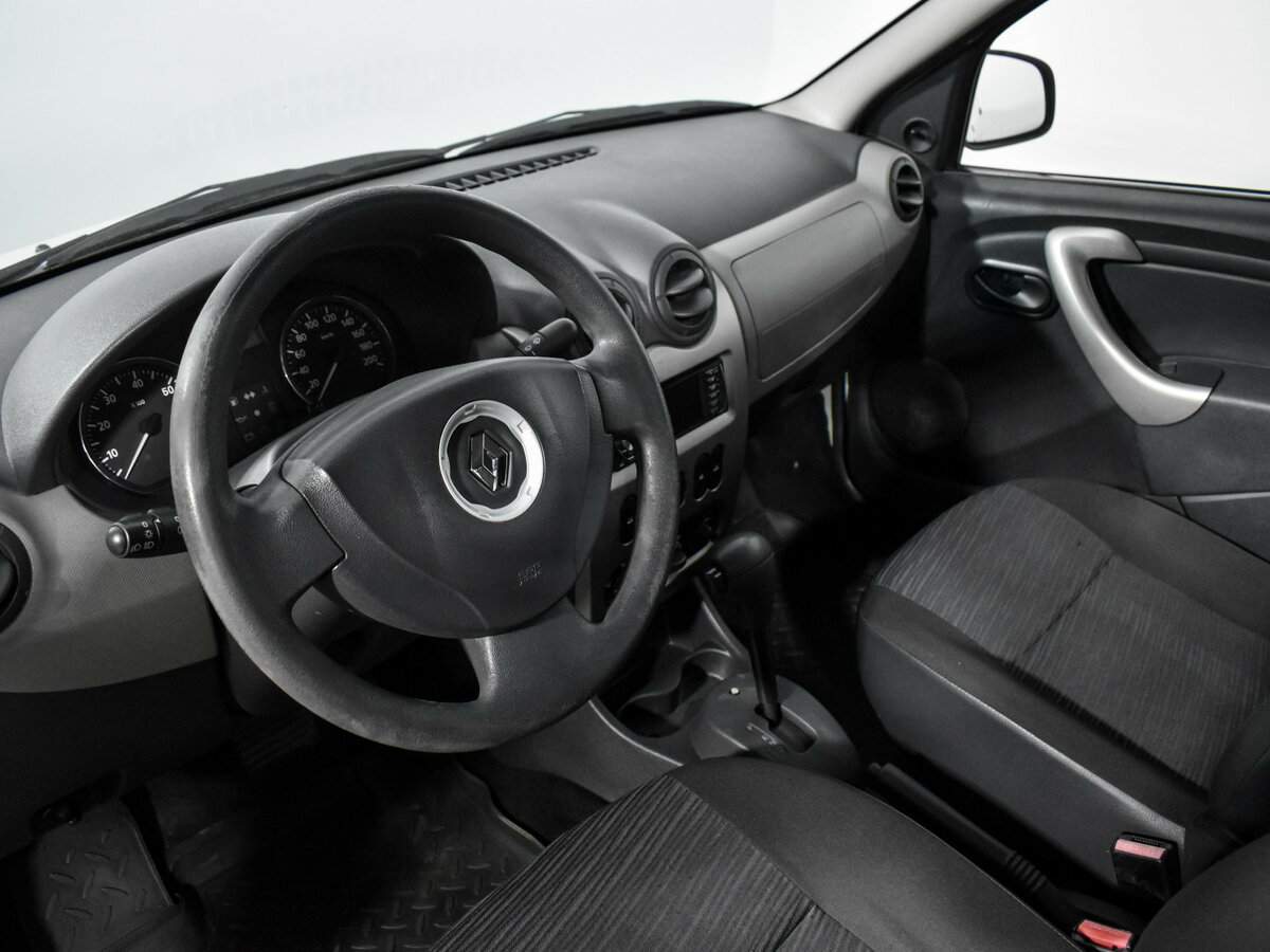 Renault Logan, 2011 Фото №9