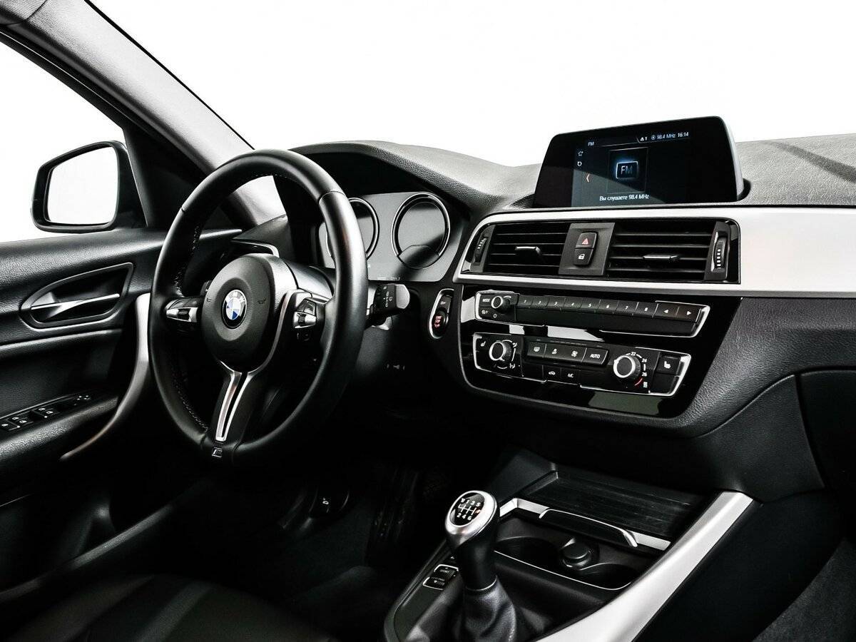 BMW 1 серии 118i, 2018 Фото №9