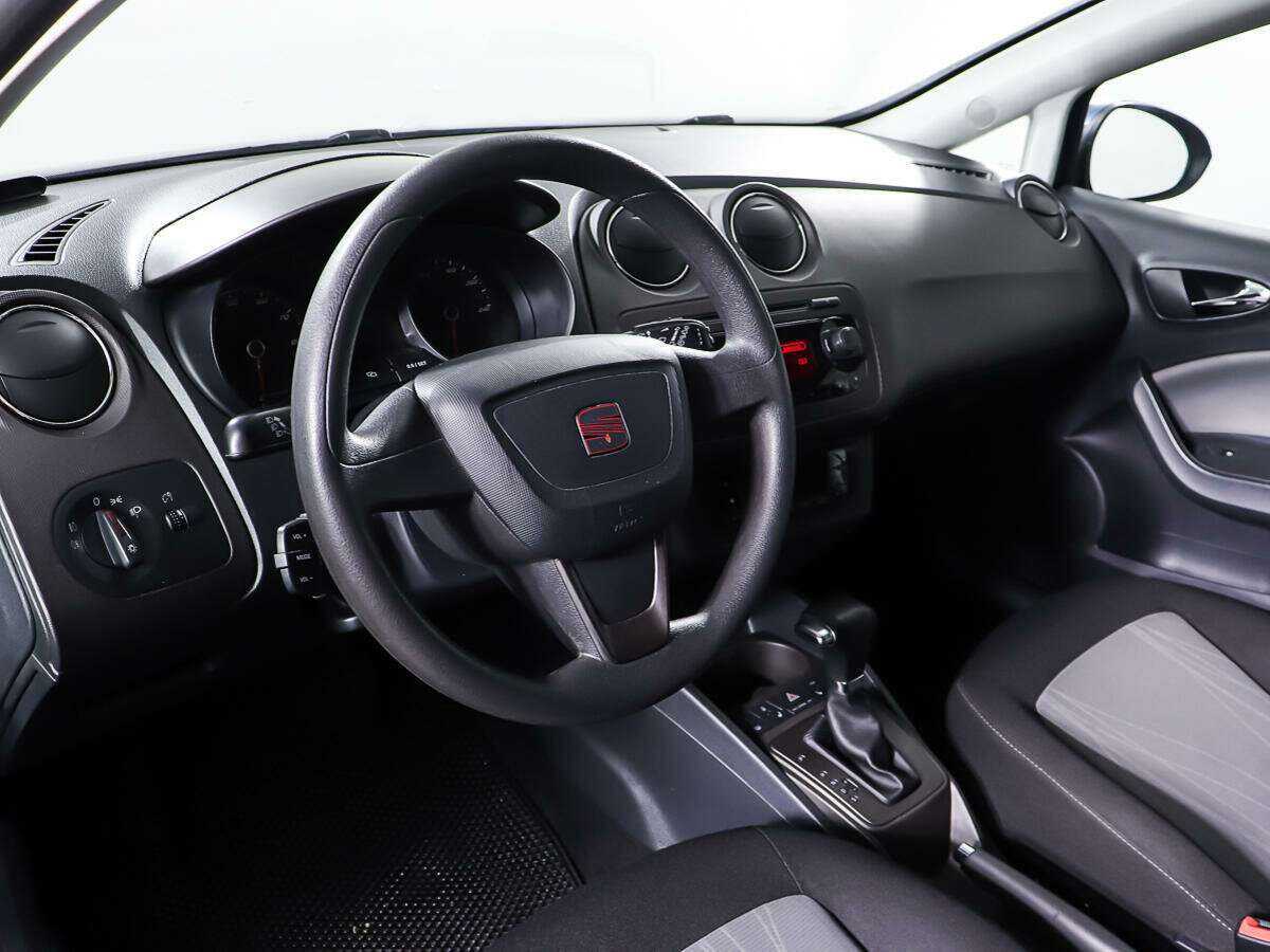 SEAT Ibiza, 2012 Фото №13