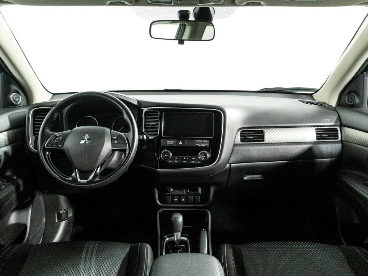 Mitsubishi Outlander, 2018 Фото №13