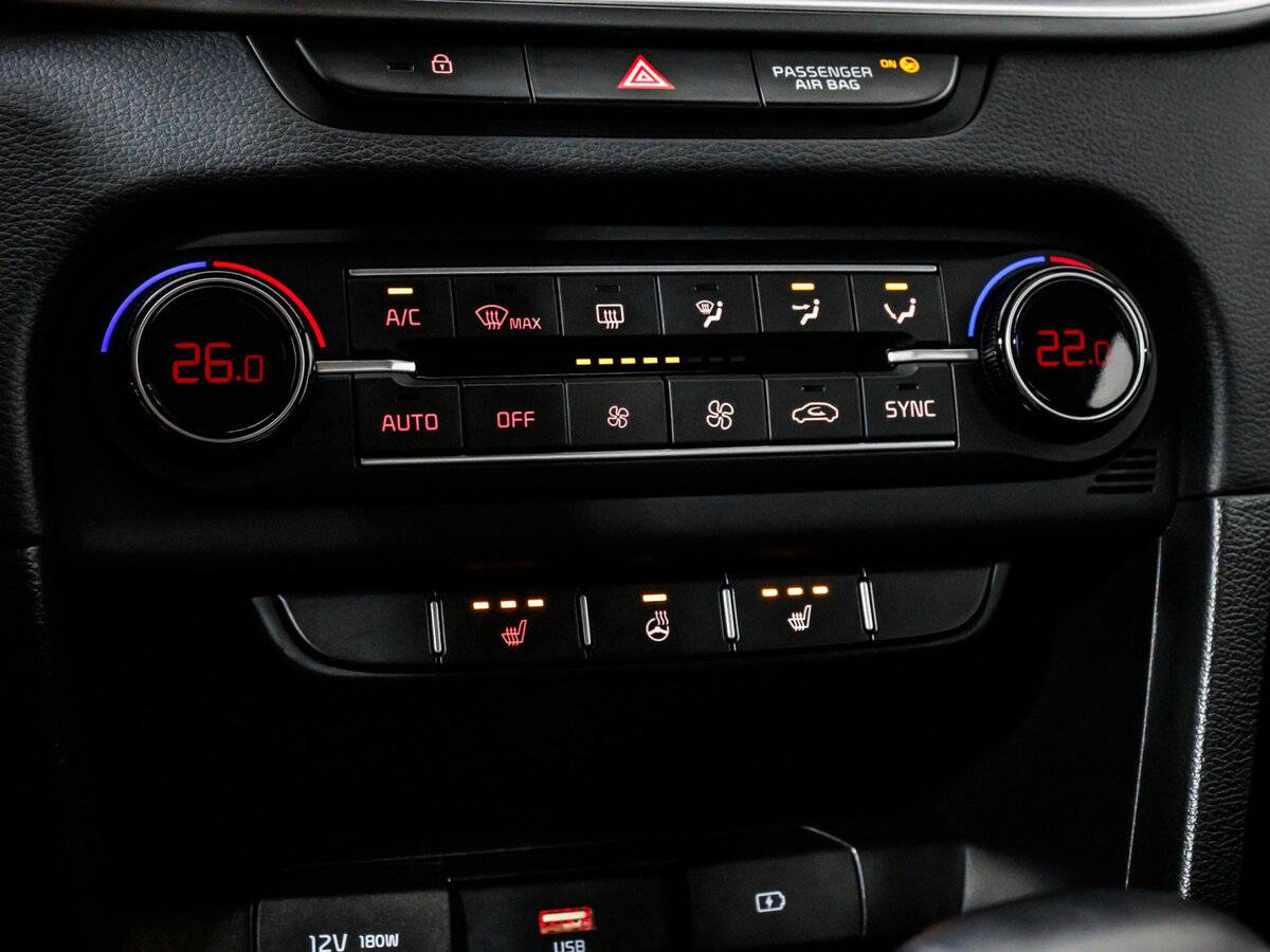 Kia Ceed III Рестайлинг, 2022 Фото №15