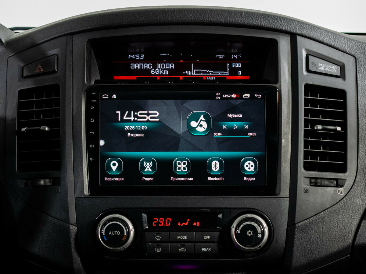 Mitsubishi Pajero IV Рестайлинг 1, 2012 Фото №14