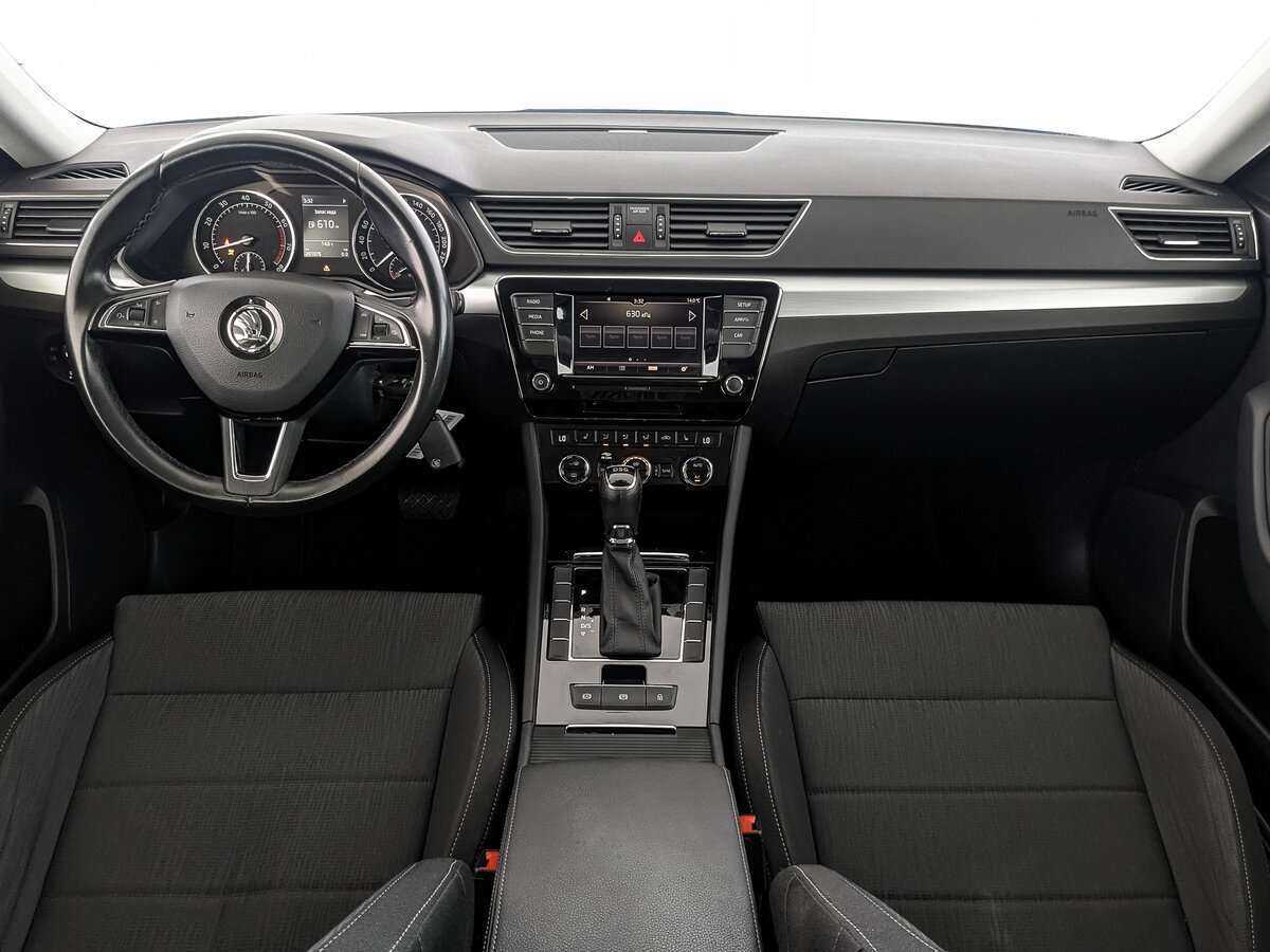 Skoda Superb, 2019 Фото №10