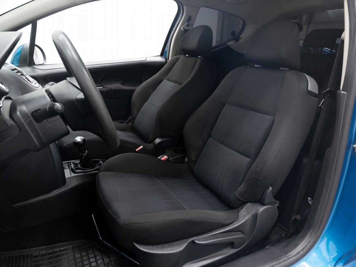 Peugeot 207, 2008 Фото №8