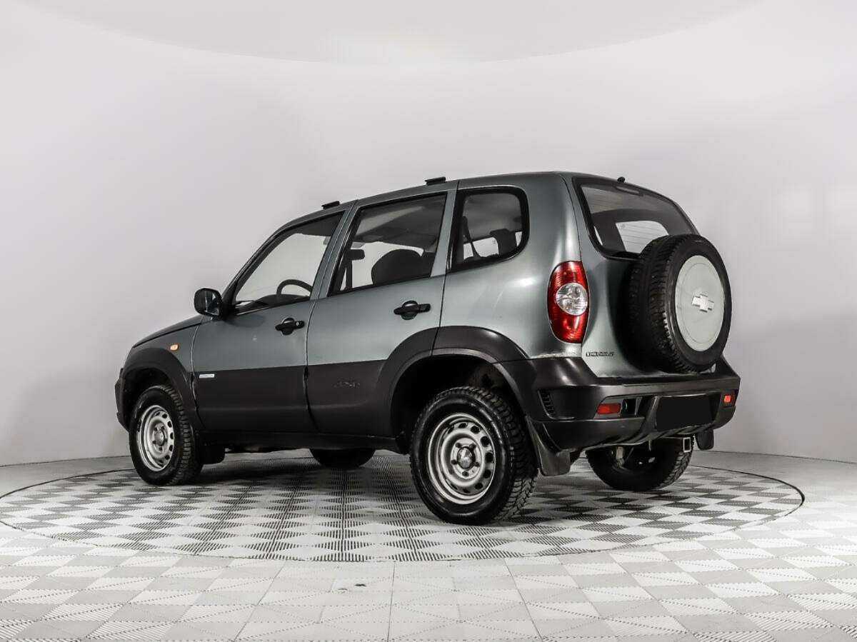 Chevrolet Niva, 2011 Фото №7