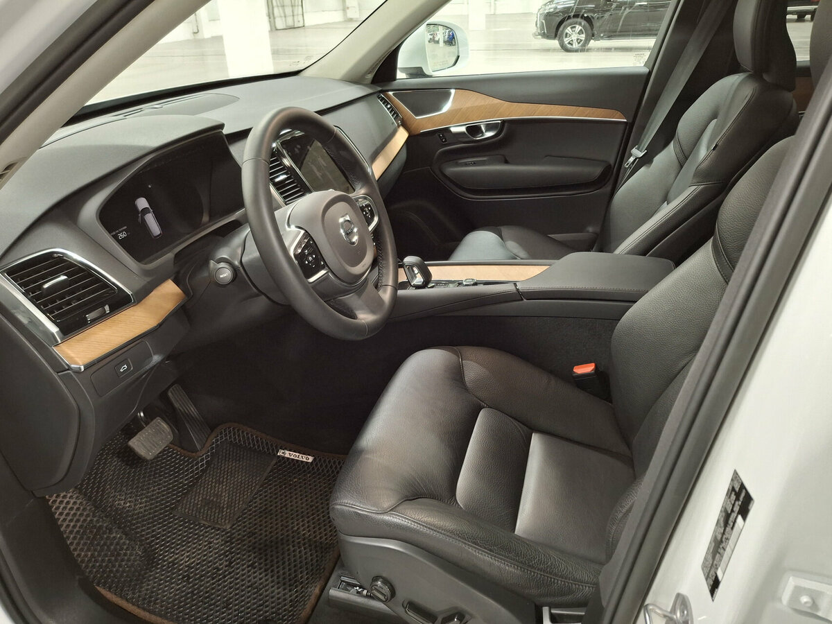 Volvo XC90 II Рестайлинг 1, 2023 Фото №16