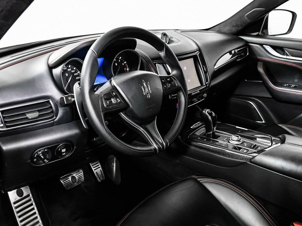 Maserati Levante, 2017 Фото №12