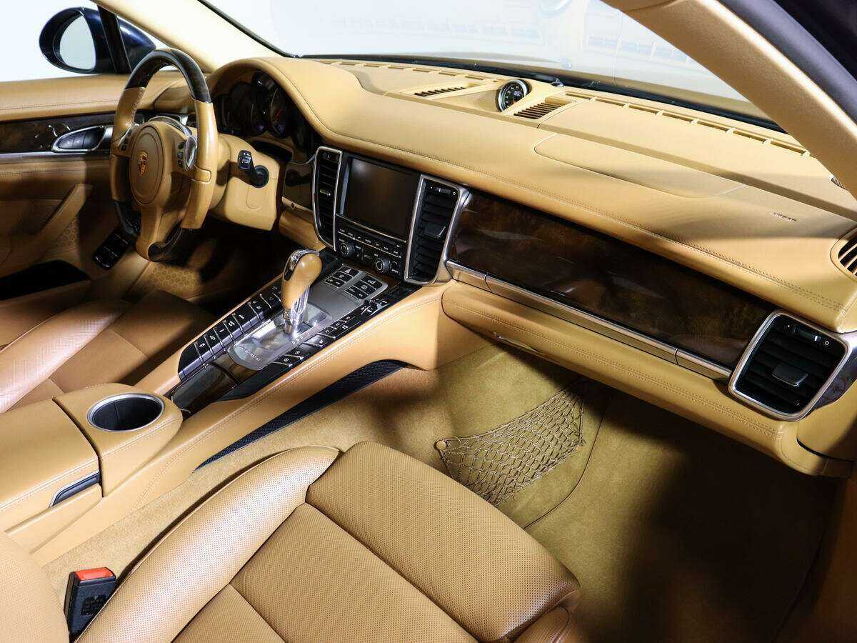 Porsche Panamera 4, 2015 Фото №7