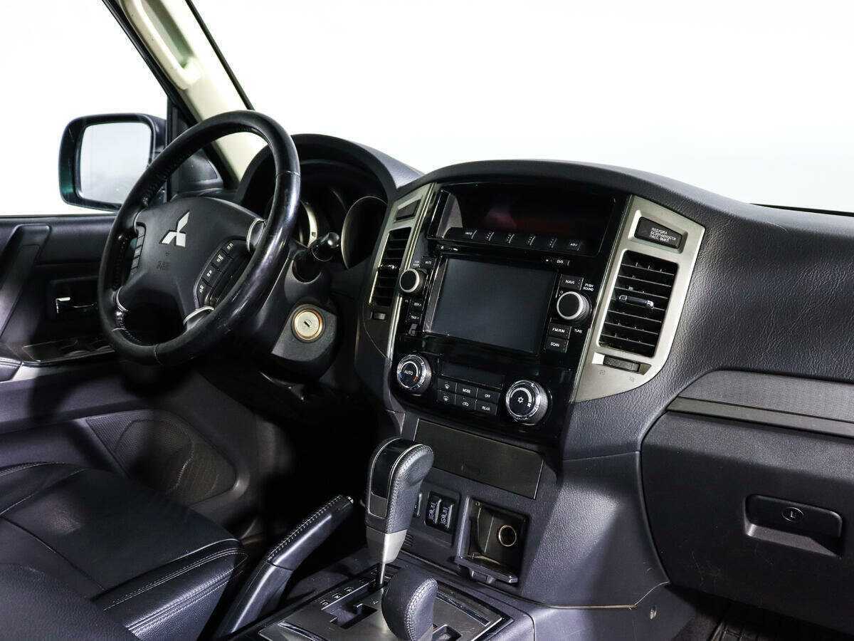 Mitsubishi Pajero, 2014 Фото №7