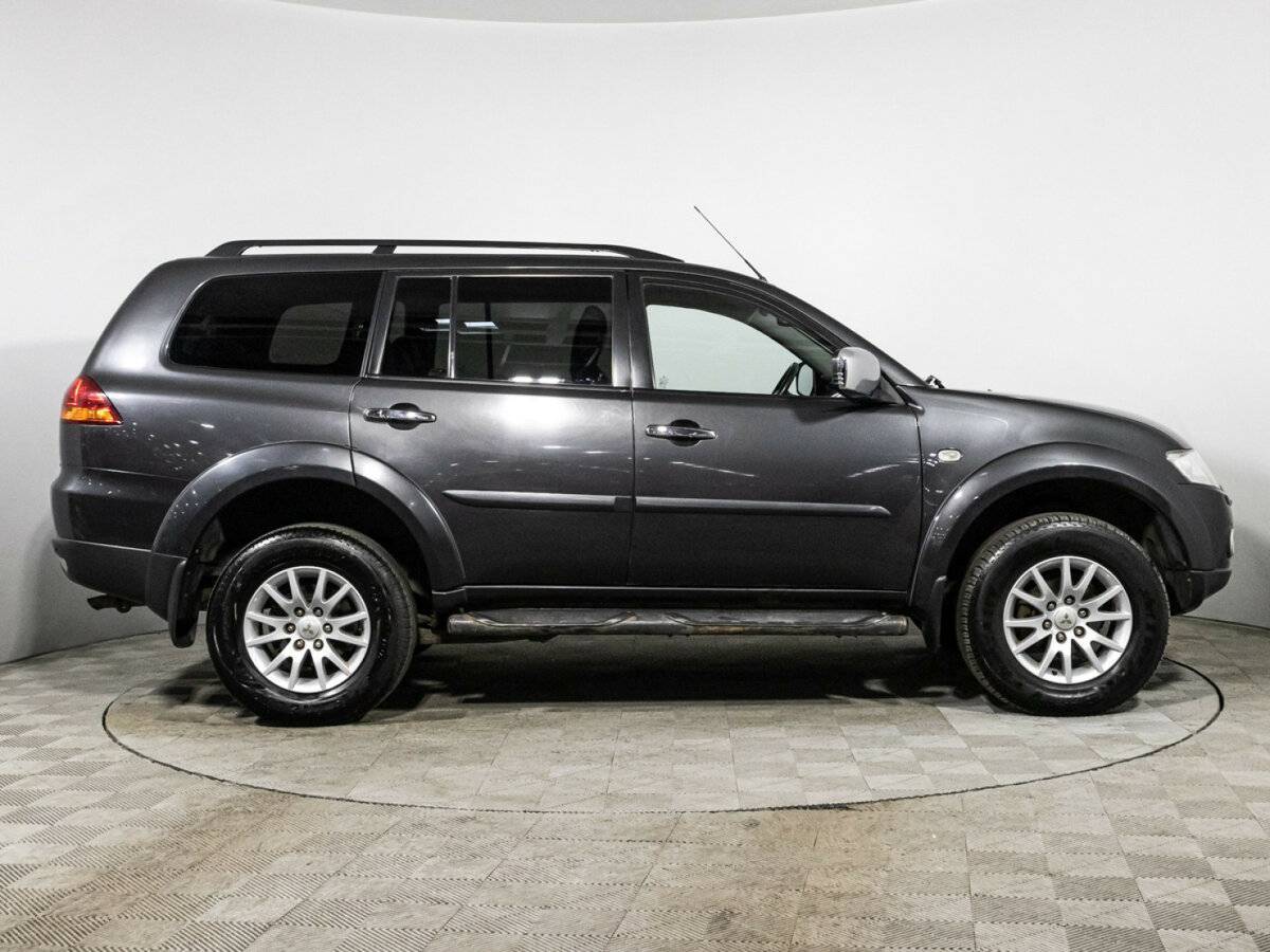 Mitsubishi Pajero Sport, 2011 Фото №4