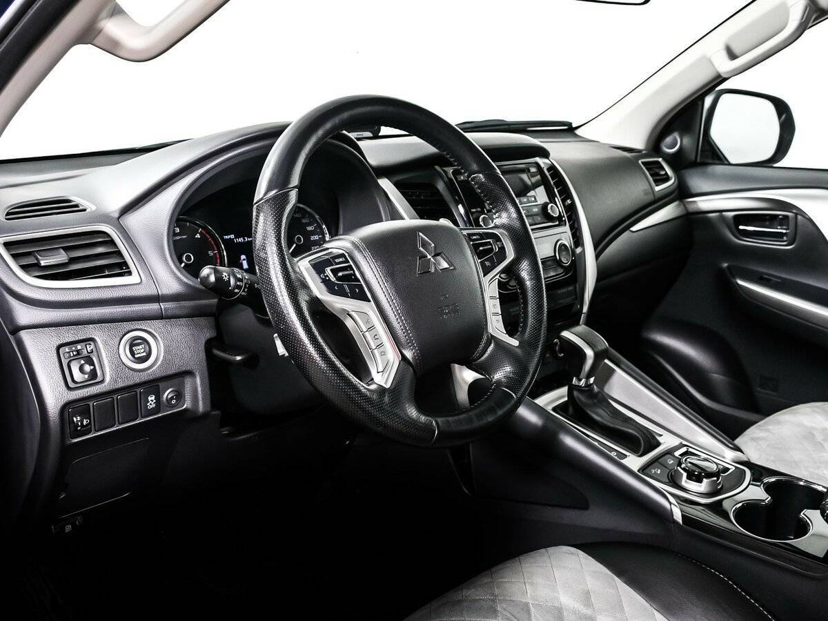 Mitsubishi Pajero Sport, 2018 Фото №13