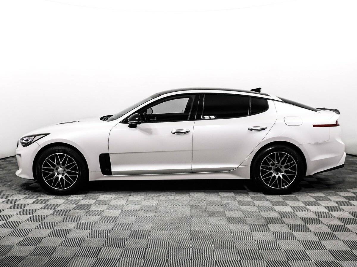 Kia Stinger, 2019 Фото №8