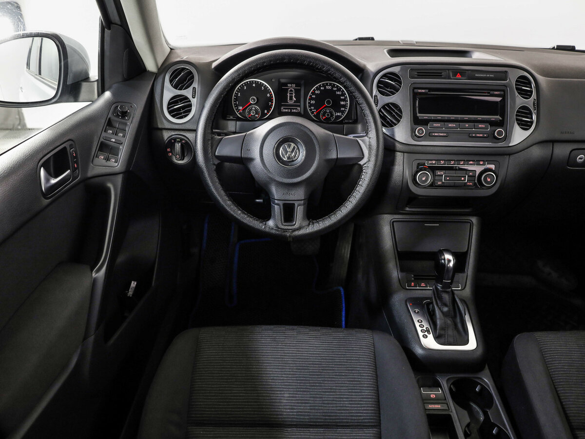 Volkswagen Tiguan I Рестайлинг, 2011 Фото №11