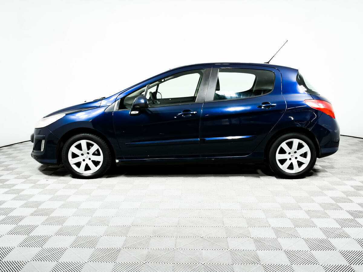 Peugeot 308, 2010 Фото №8