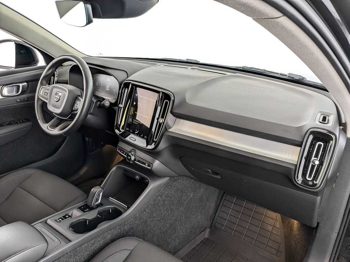 Volvo XC40, 2021 Фото №11