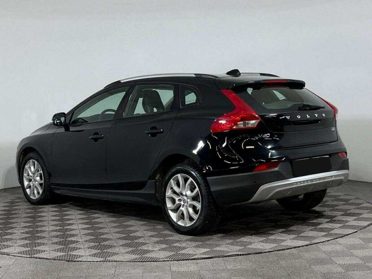 Volvo V40 Cross Country, 2017 Фото №6