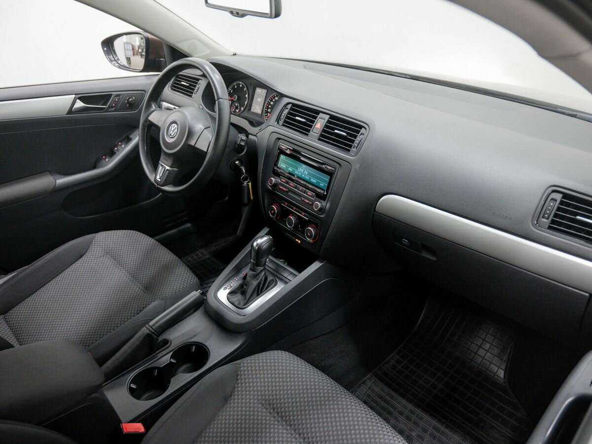 Volkswagen Jetta, 2011 Фото №4