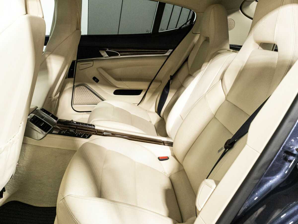 Porsche Panamera Turbo, 2010 Фото №8