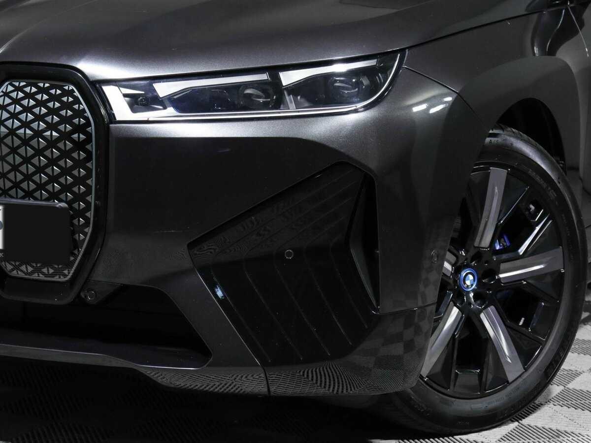 BMW iX xDrive50, 2022 Фото №16