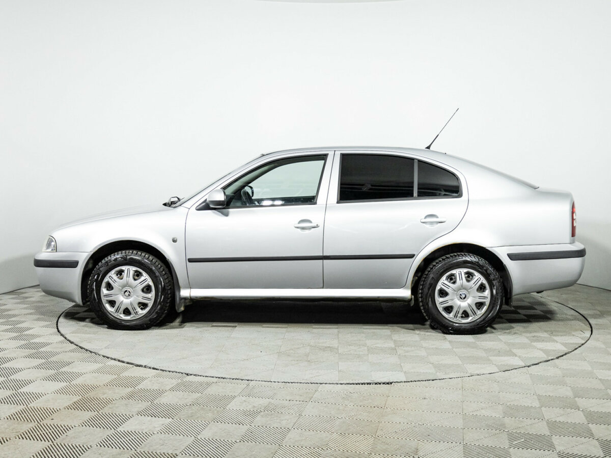 Skoda Octavia I (A4) Рестайлинг, 2010 Фото №8