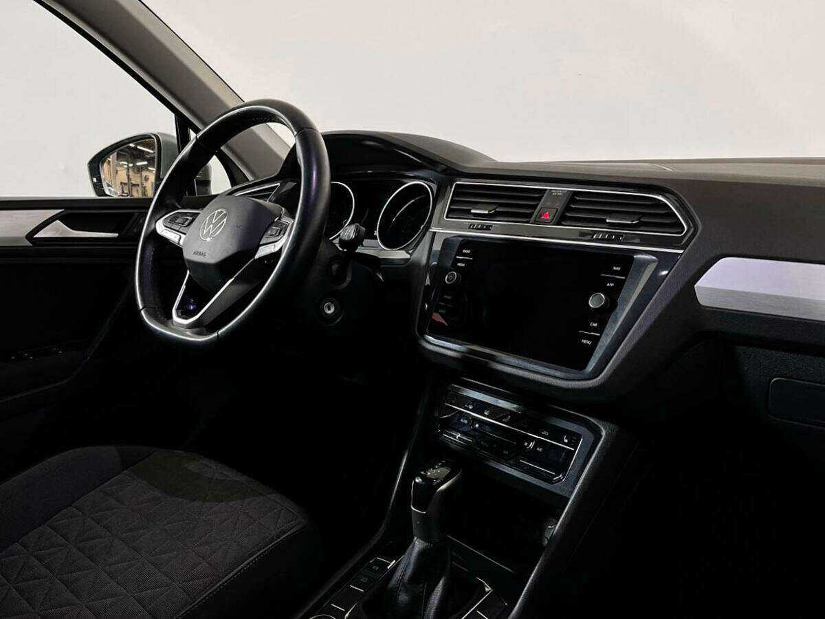 Volkswagen Tiguan, 2021 Фото №7