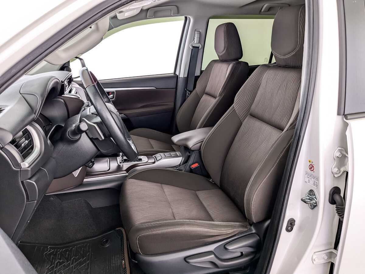 Toyota Fortuner, 2019 Фото №19