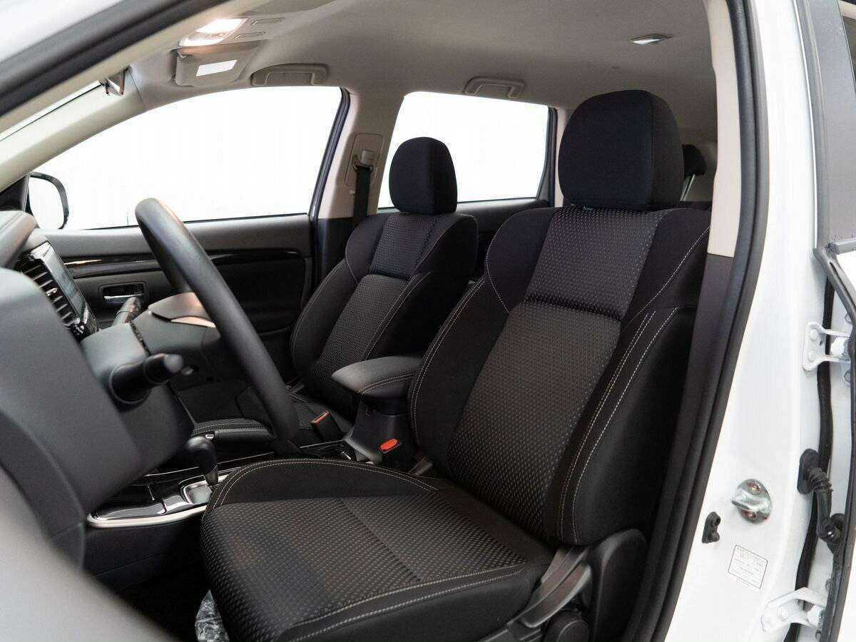 Mitsubishi Outlander, 2022 Фото №6