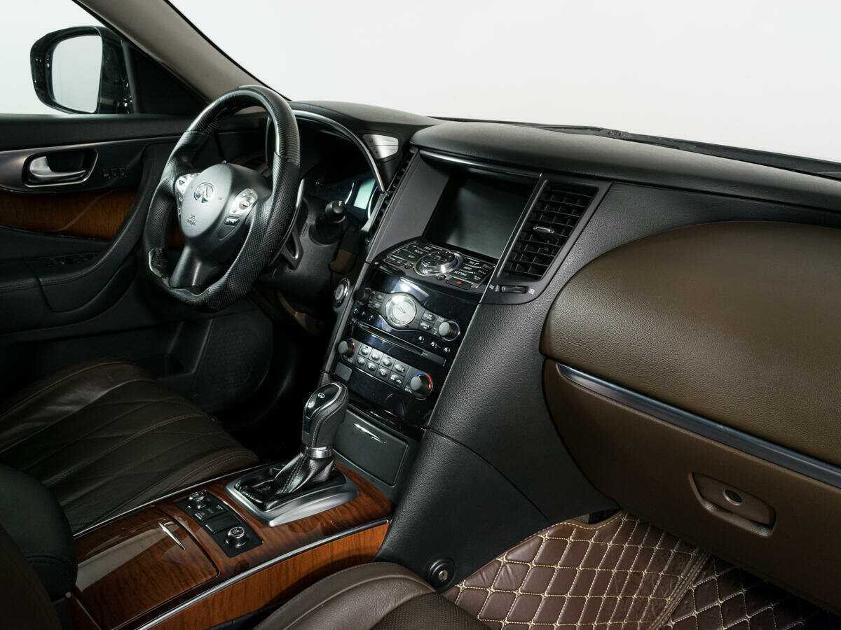 Infiniti FX37, 2010 Фото №9
