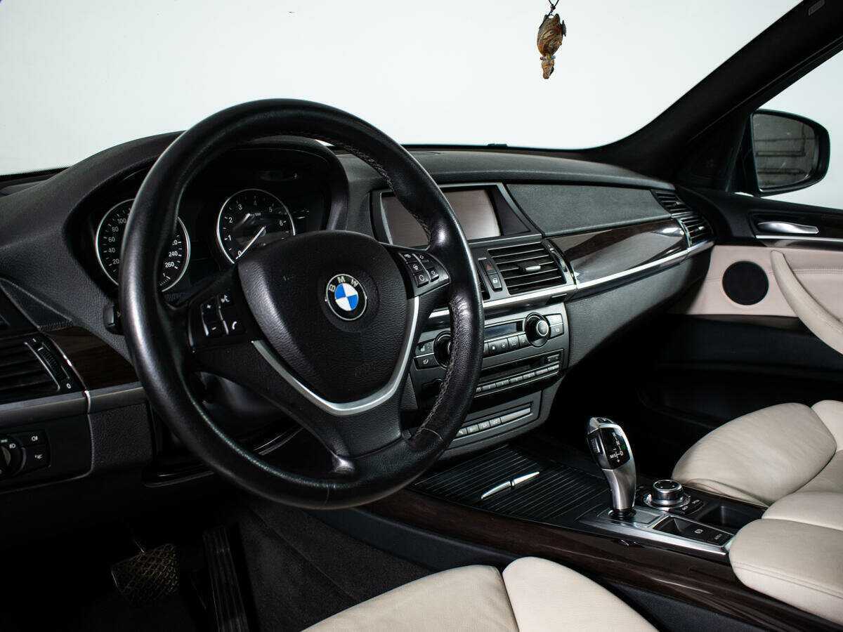 BMW X5 35i, 2010 Фото №10