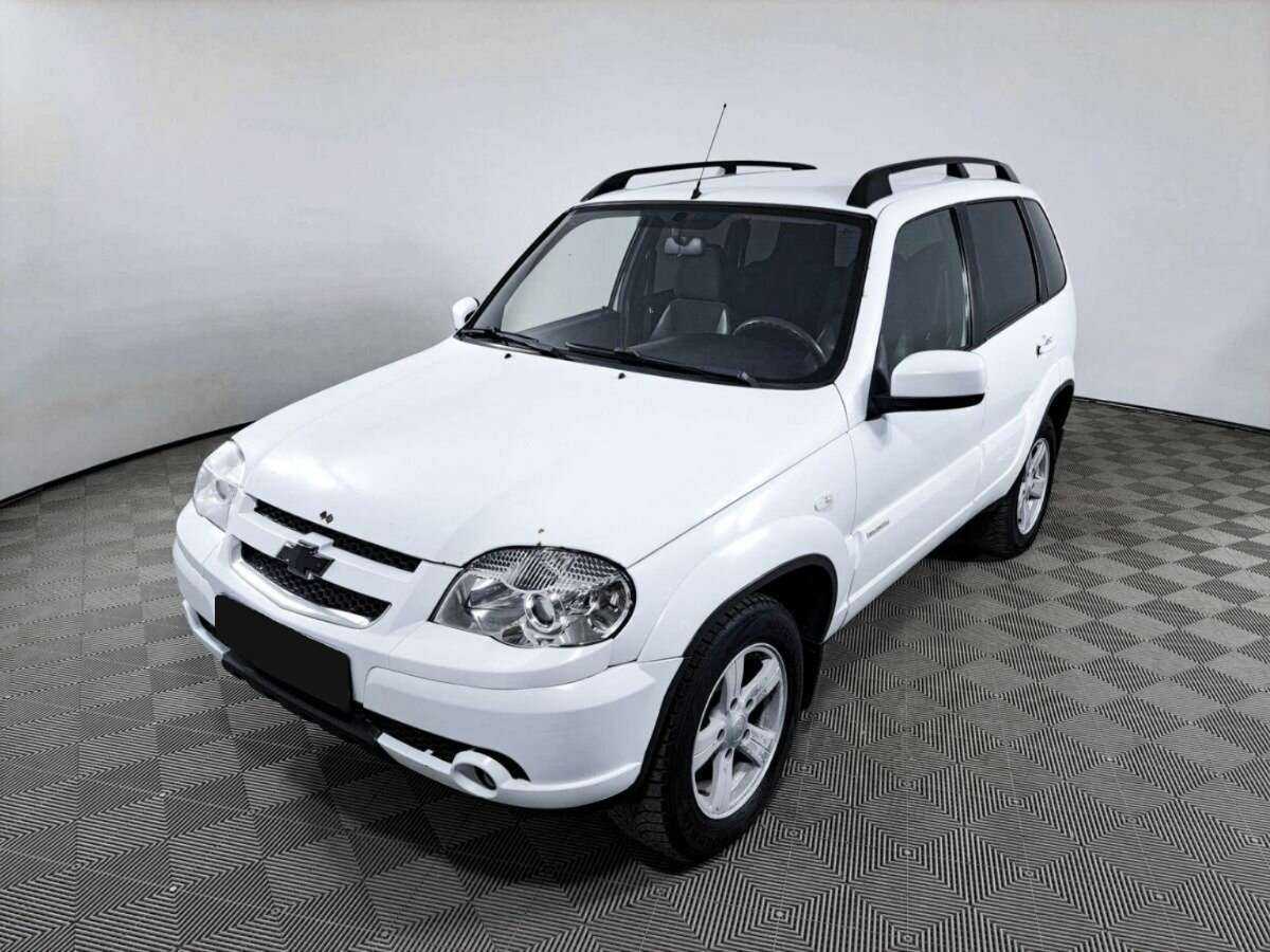 Chevrolet Niva, 2013 Фото №1