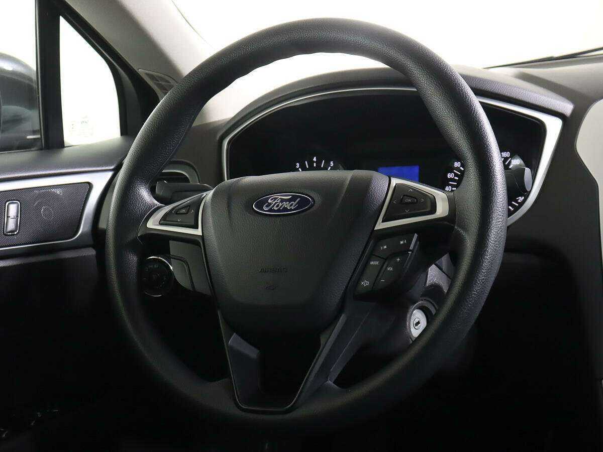 Ford Mondeo, 2017 Фото №14