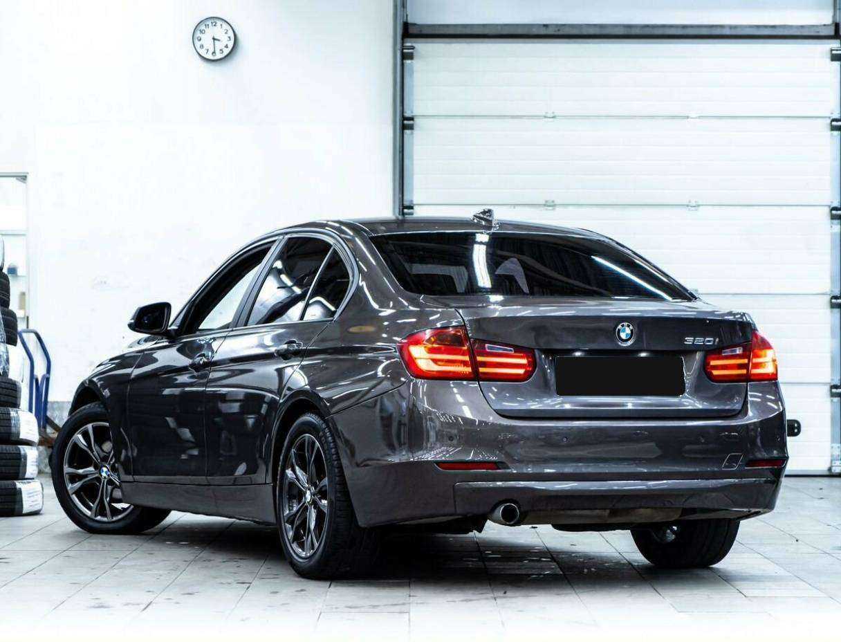 BMW 3 серии 320i, 2014 Фото №4