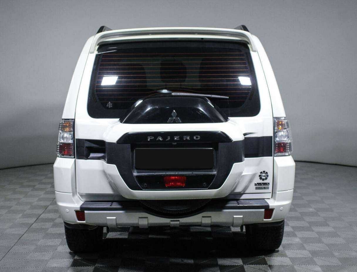 Mitsubishi Pajero, 2017 Фото №6