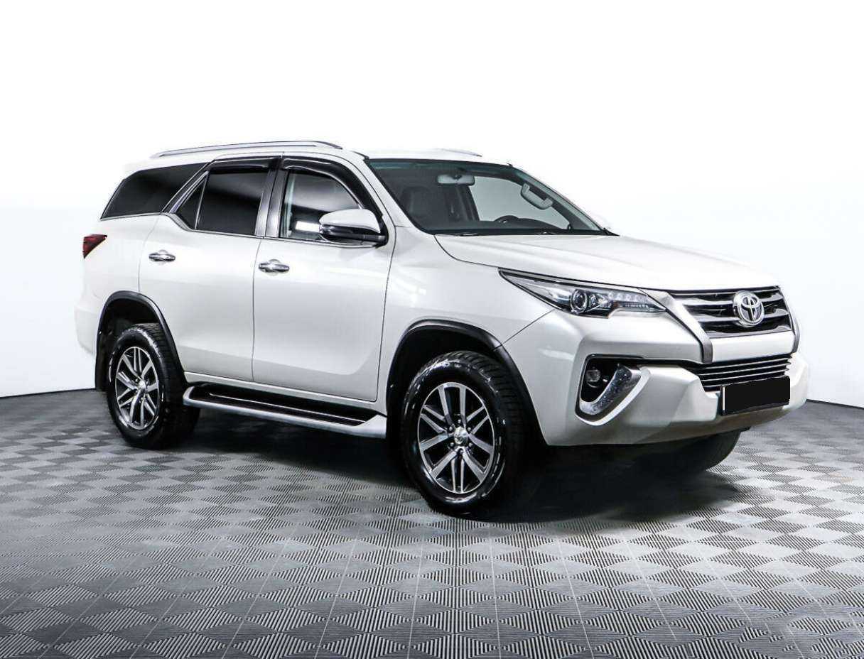 Toyota Fortuner, 2017 Фото №3