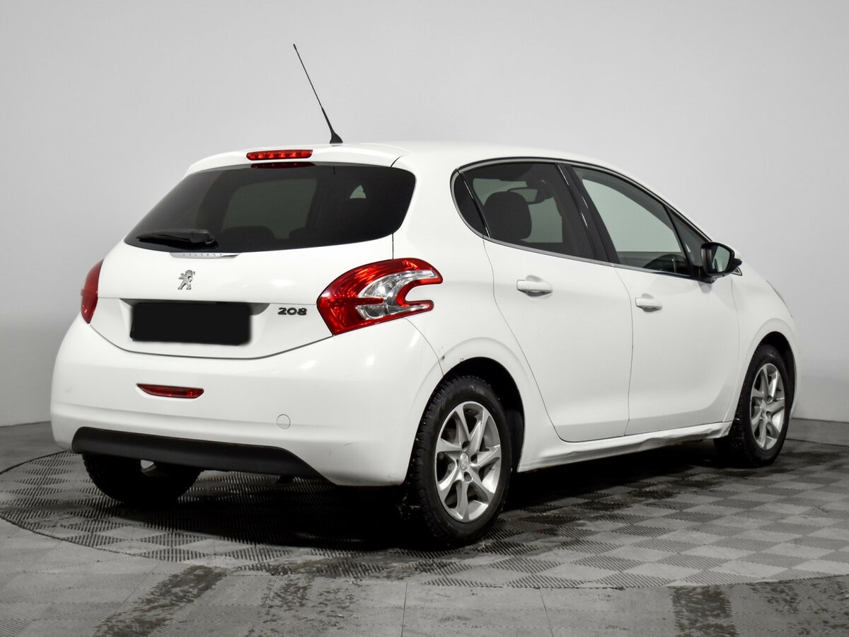 Peugeot 208 I, 2013 Фото №5