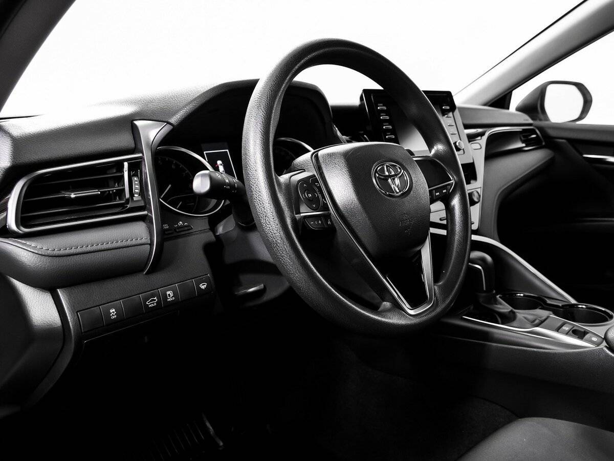 Toyota Camry, 2021 Фото №13