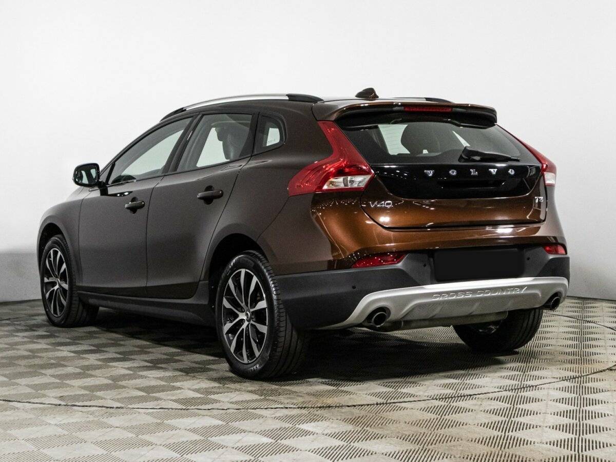 Volvo V40 Cross Country, 2019 Фото №7